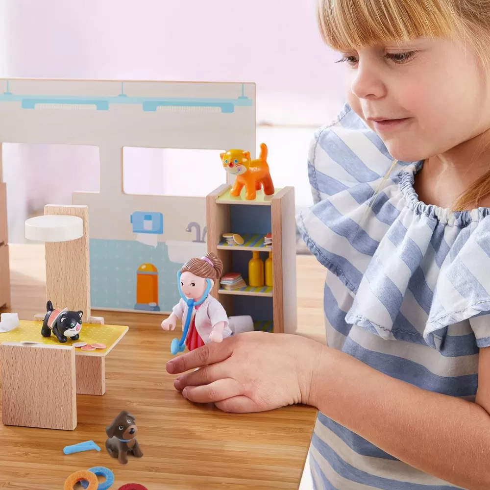 HABA Little Friends Day At The Vet Bundle< Little Friends Buildings