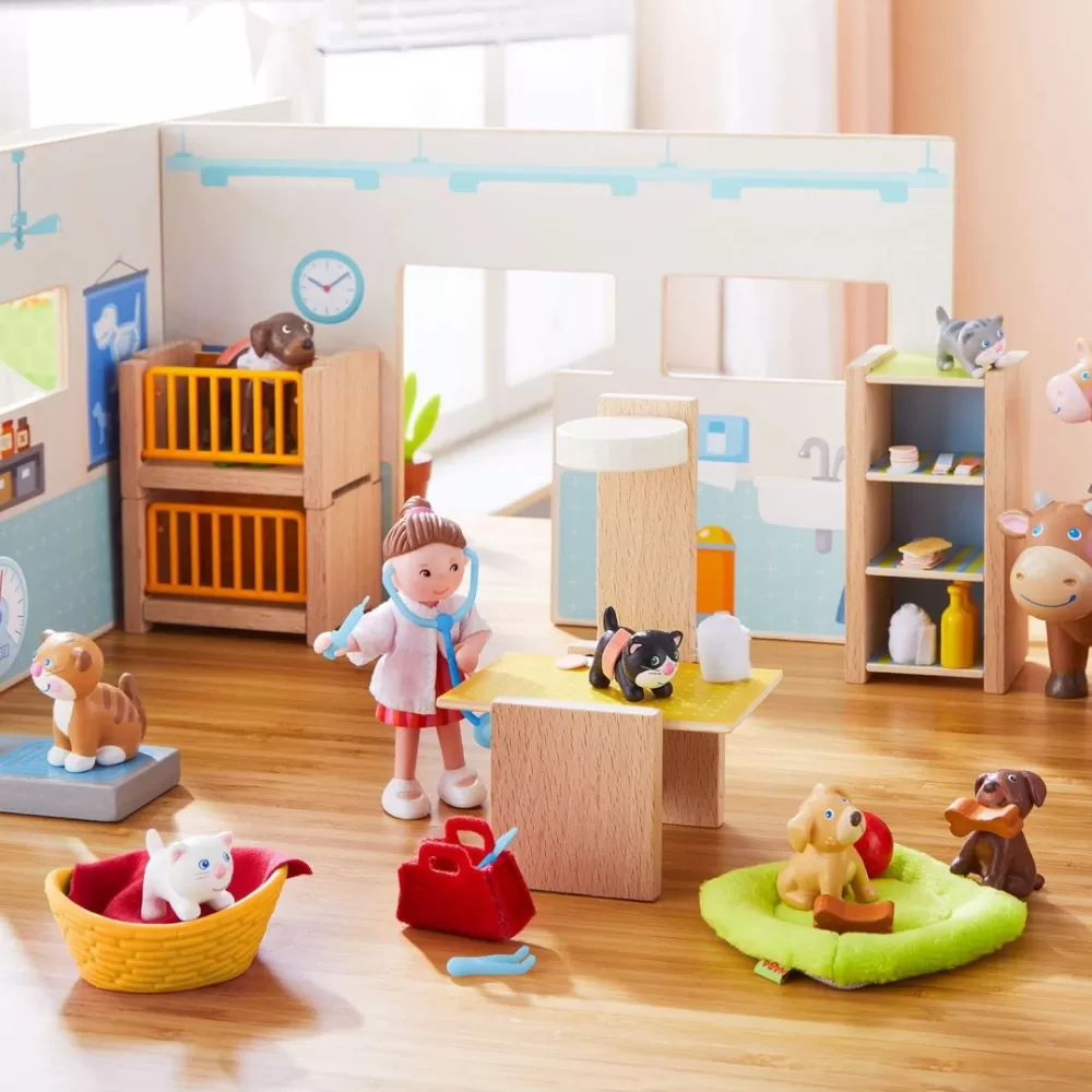 HABA Little Friends Vet Clinic Play Set With Rebecca Doll< Little Friends Accessories